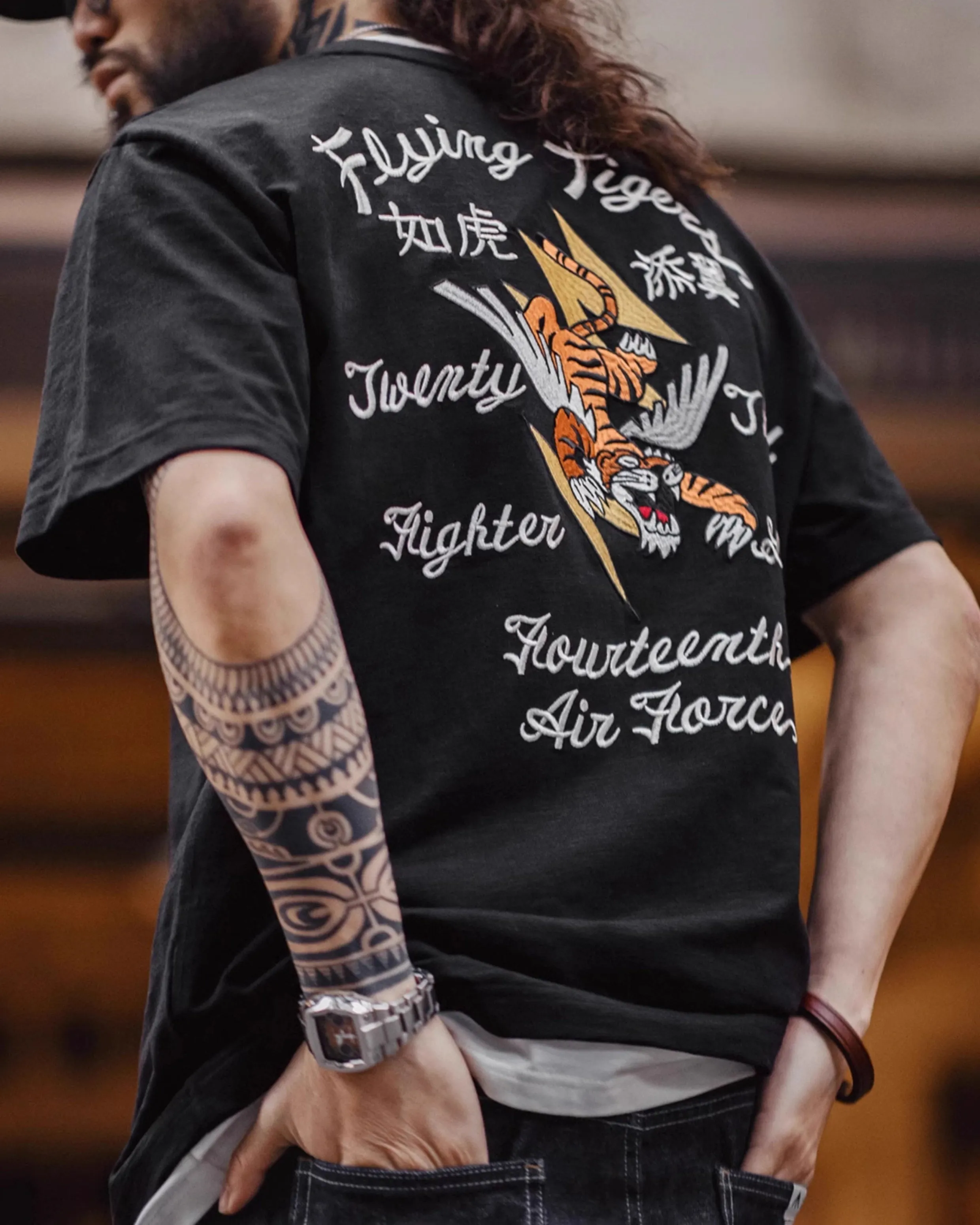American Retro Embroidered Breathable Right Shoulder Men's T-Shirt