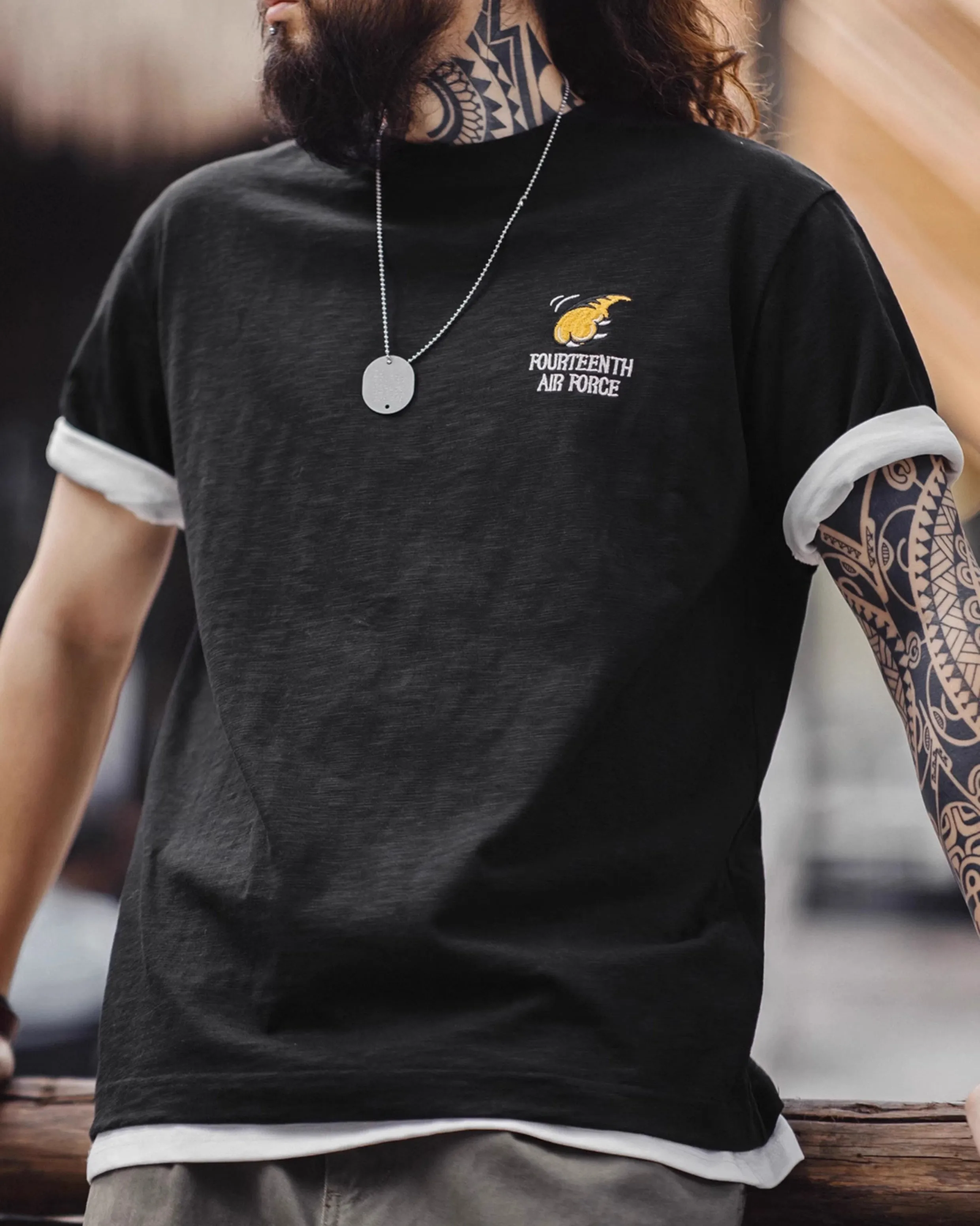 American Retro Embroidered Breathable Right Shoulder Men's T-Shirt