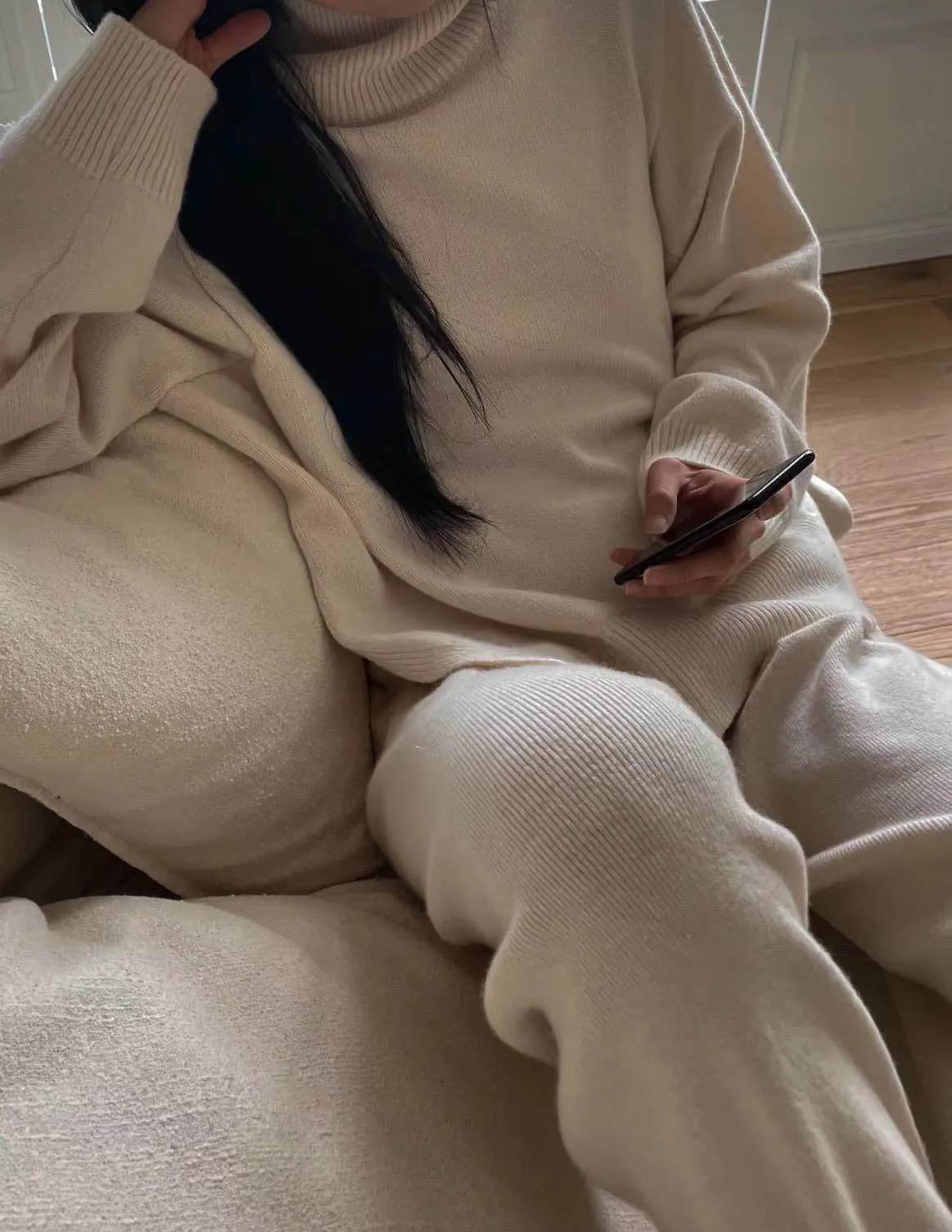 ARLES SIDE CUT TURTLENECK IVORY