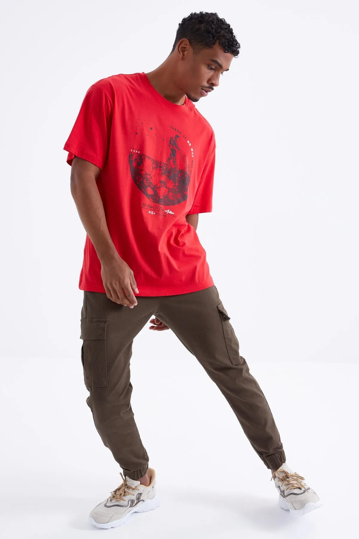 baskili o yaka erkek oversize t-shirt - 88098