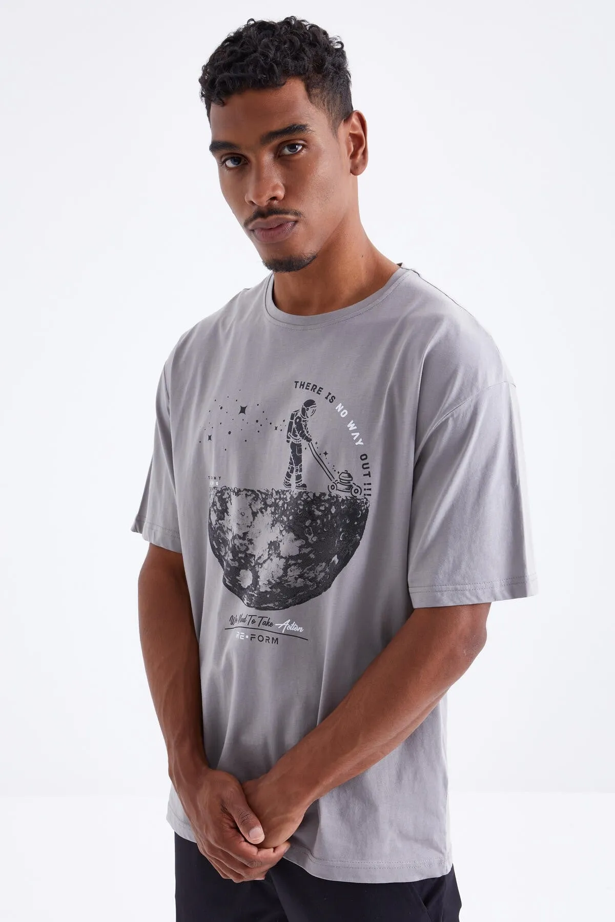 baskili o yaka erkek oversize t-shirt - 88098
