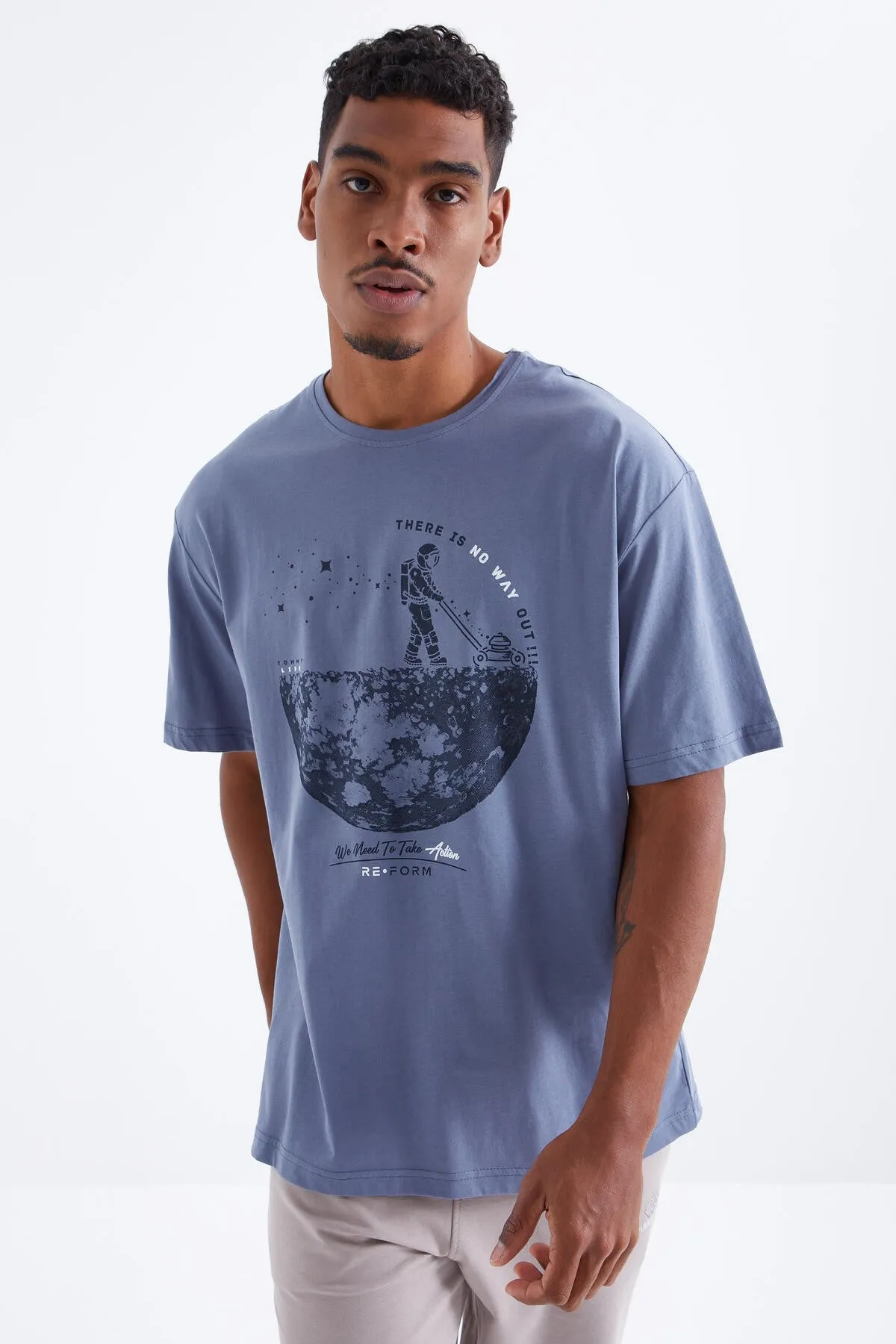 baskili o yaka erkek oversize t-shirt - 88098