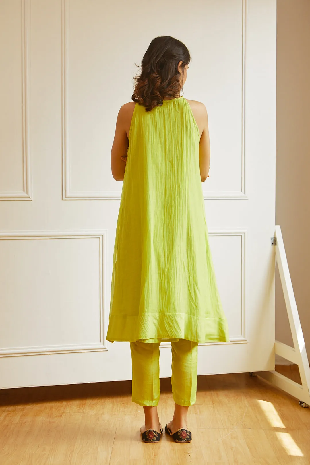 CHANDERI SLEEVEVELESS TUNIC SET