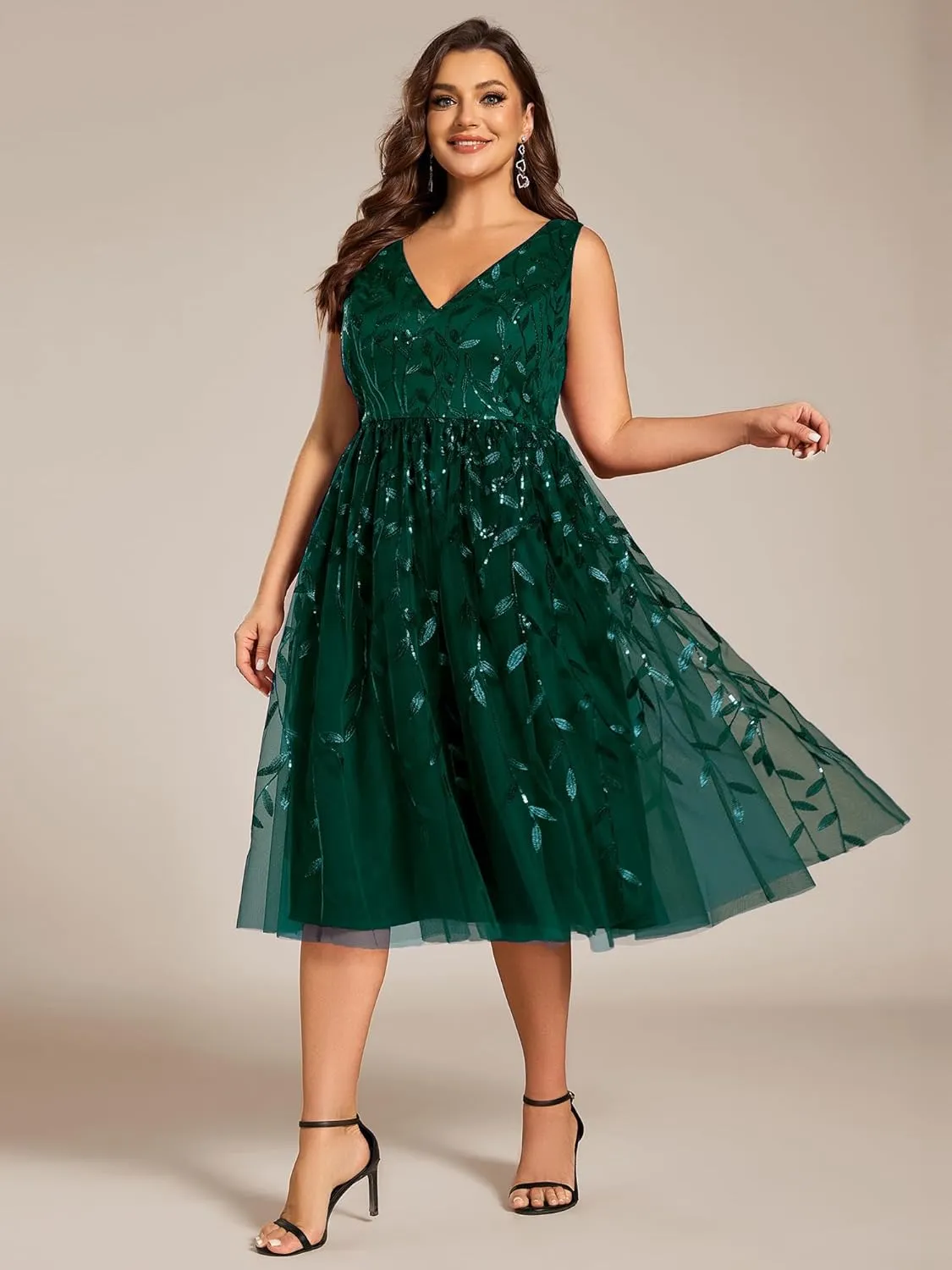 Ever-Pretty A Line V Neck Sleeveless Sequin Plus Size Midi Summer Cocktail Wedding Guest Dresses for Curvy Women 02106-DA