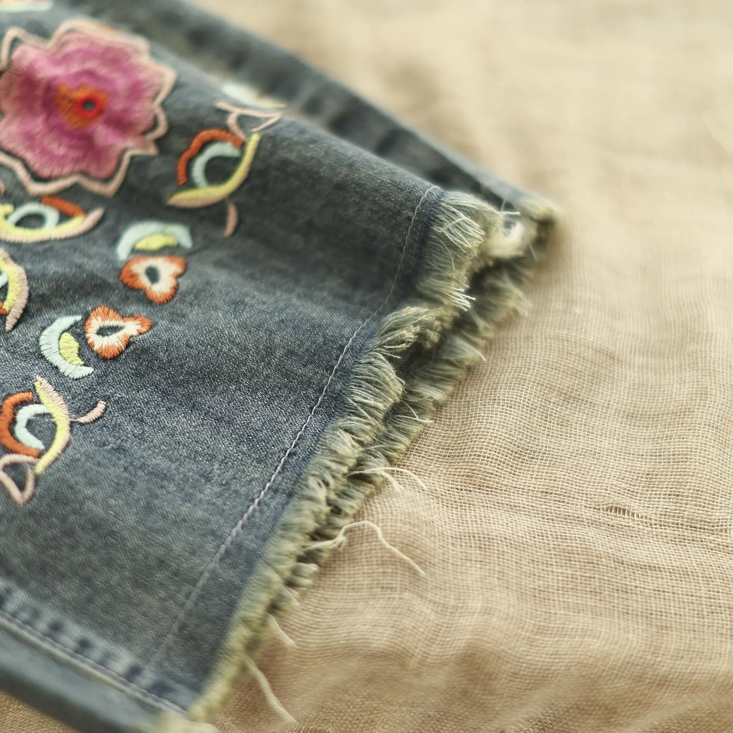 Fashion Spring Summer Ladies Ripped Loose Jeans Women Casual Embroidery Elastic Wide-Leg Denim Trousers