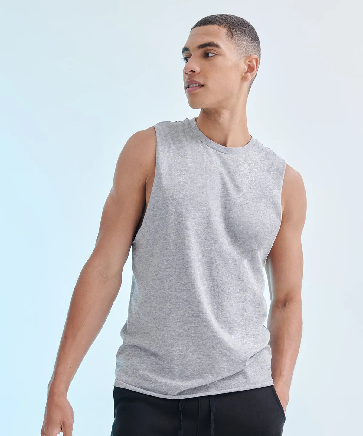 High neck slash armhole vest | Black