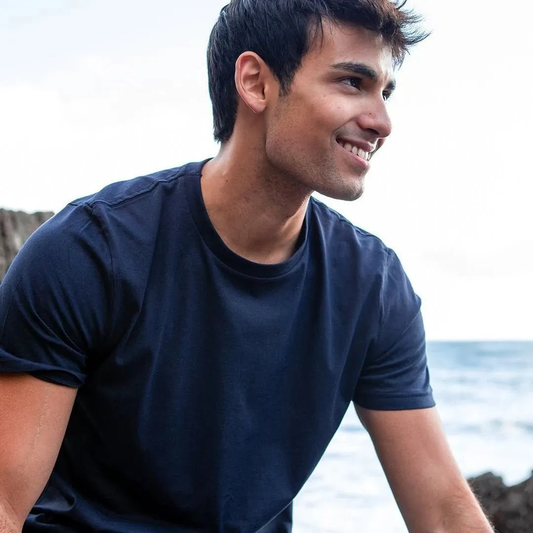 Men's Basic T-Shirt
