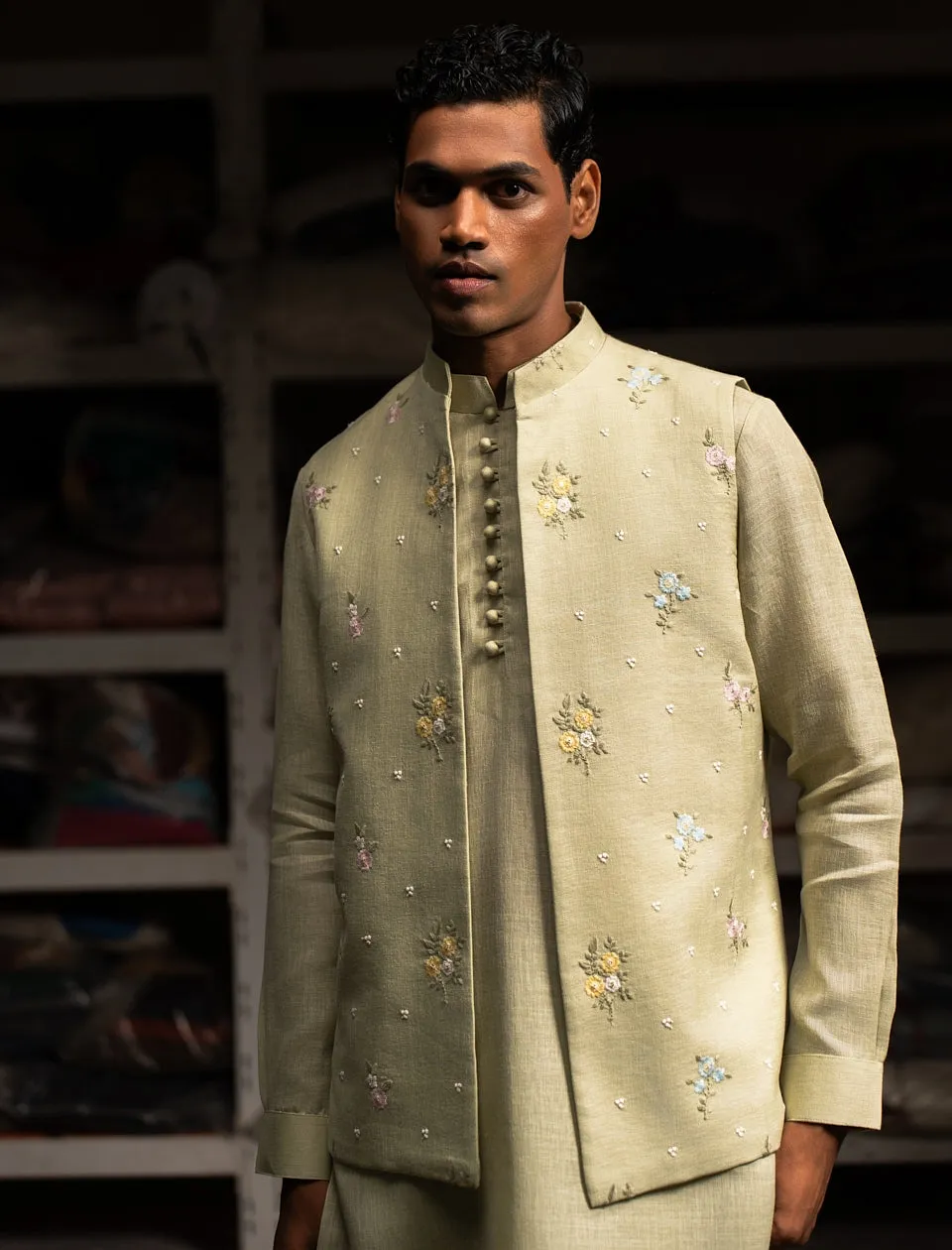 Raag Open Bandi With Matching Kurta Pajama Set