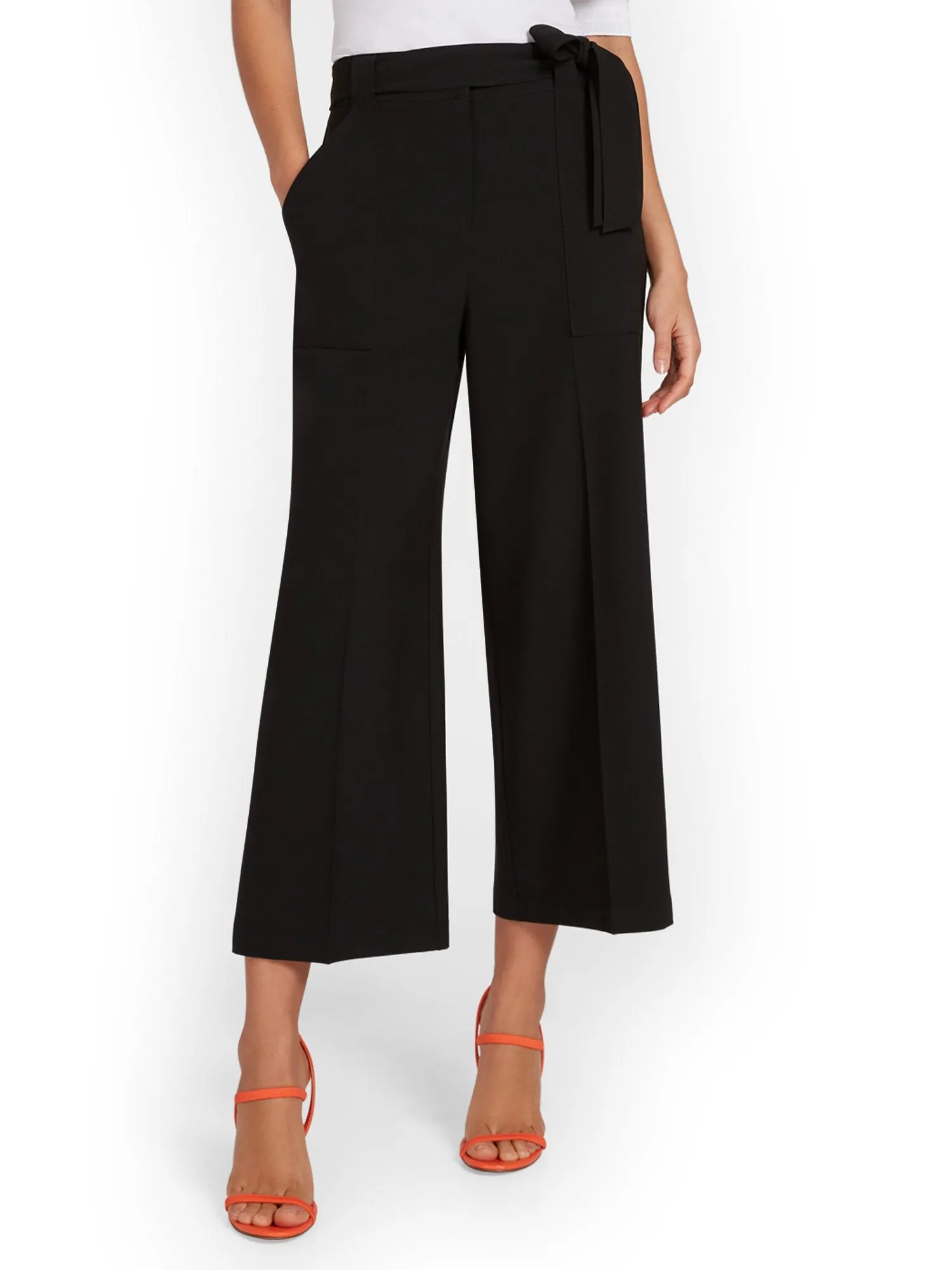 Tie-Waist Wide-Leg Capri Pant