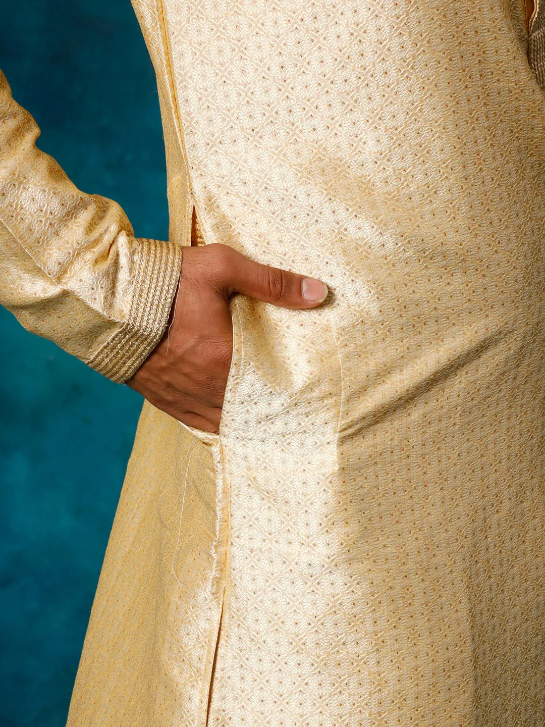 VASTRAMAY Men's Silk Blend Kurta Pyjama
