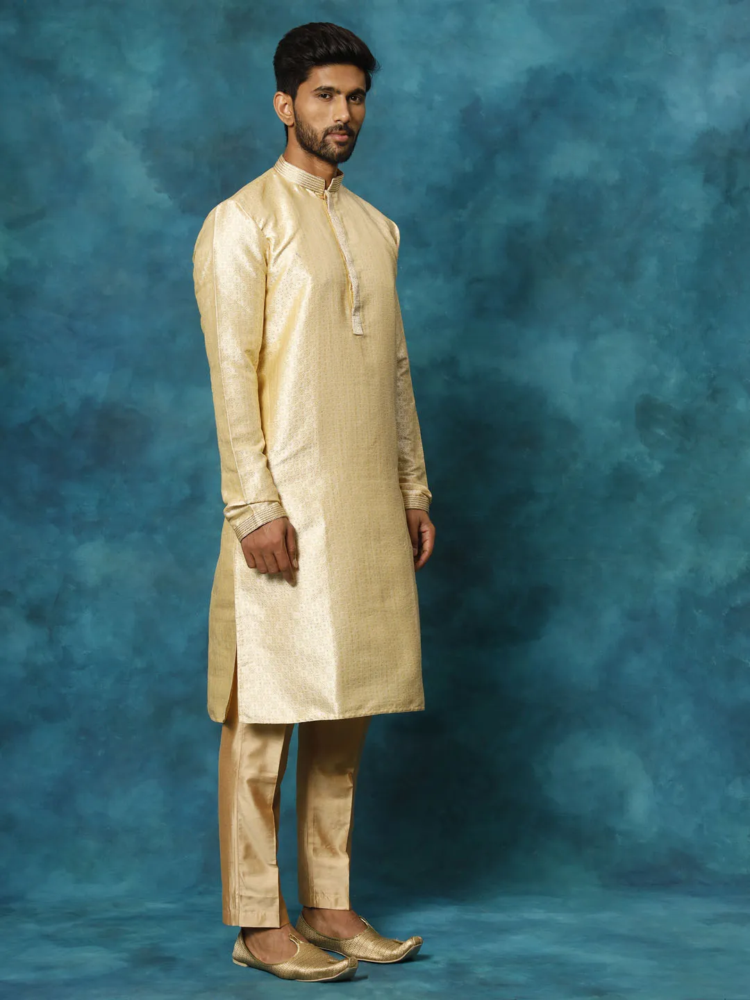 VASTRAMAY Men's Silk Blend Kurta Pyjama
